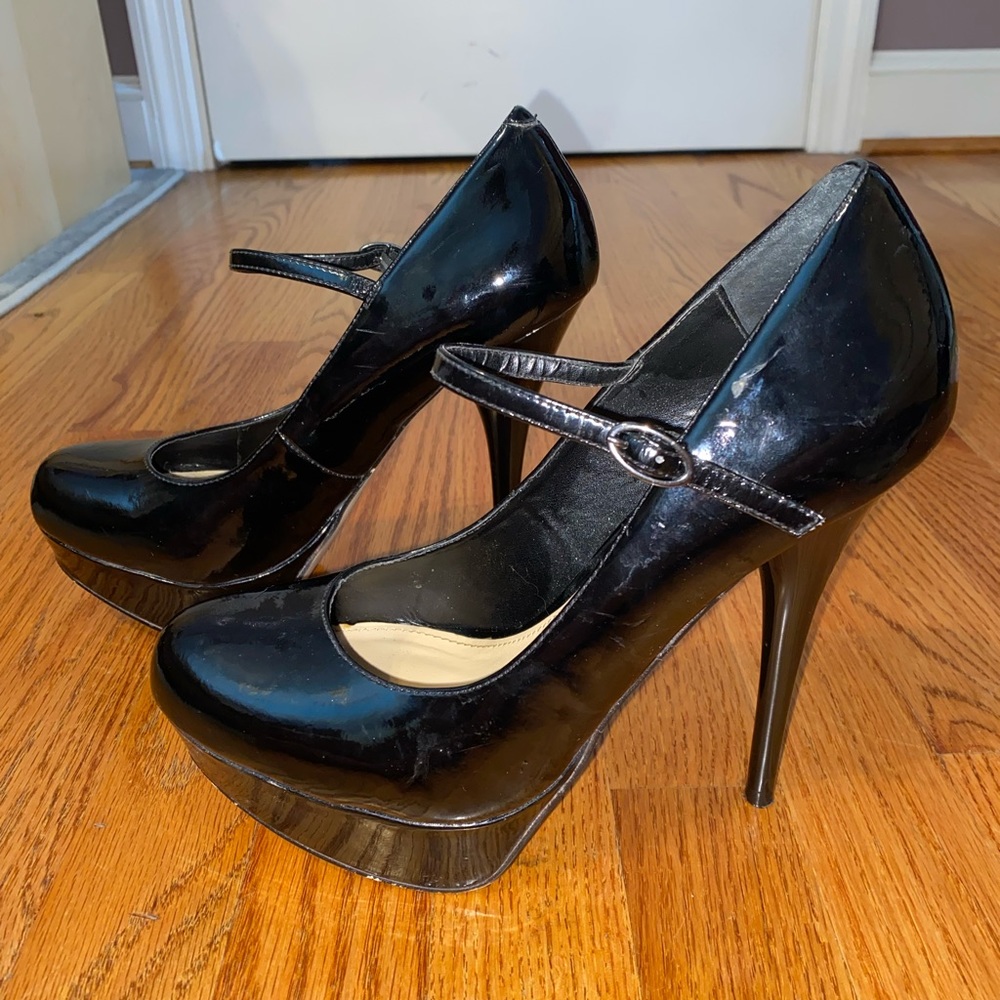 Steve Madden ‘Cougar’ Platform Heels - Size 9